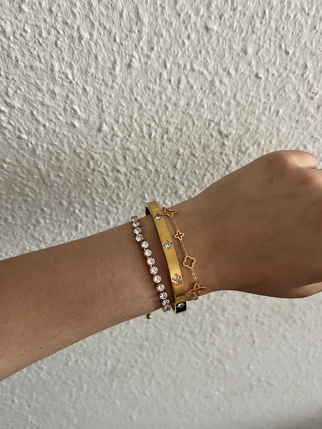Customer photo review of Fancy Clover Armband | 18K vergoldet