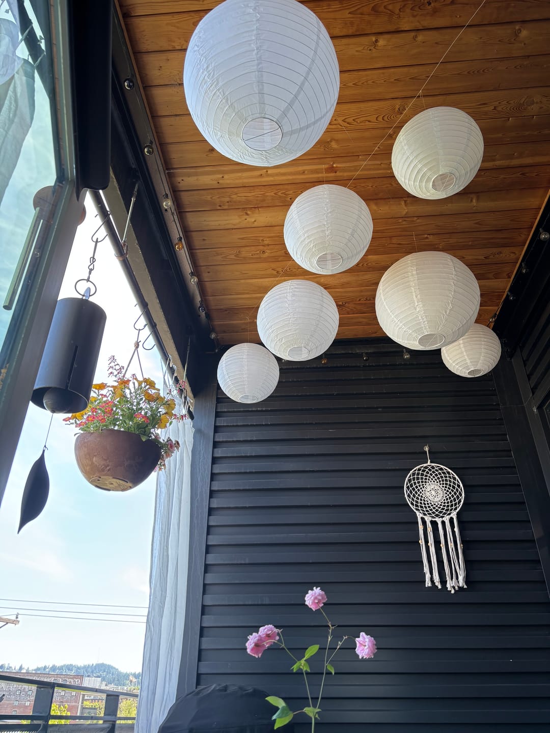 Customer photo review of 16 Inch White Round Paper Lantern, Parallel Ribbing, Chinese Hanging Wedding & Party Decoration