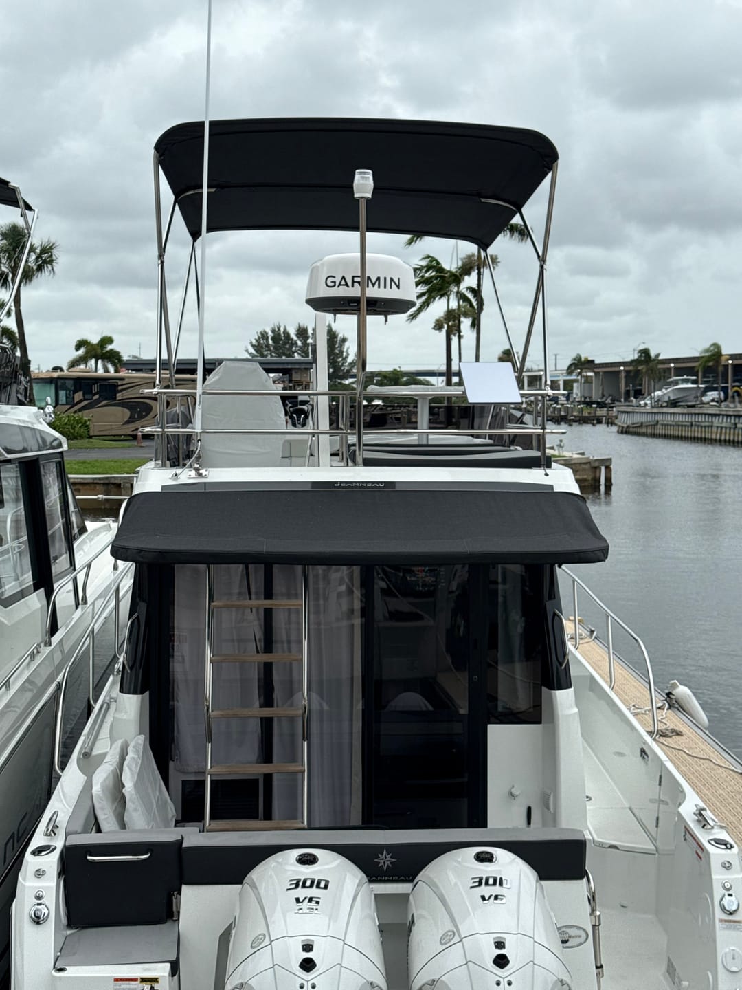 Customer photo review of Starlink Mini Rail Mount