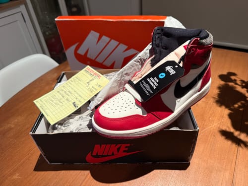 Customer photo review of Nike Air Jordan 1 Retro High OG 'Chicago Lost & Found'