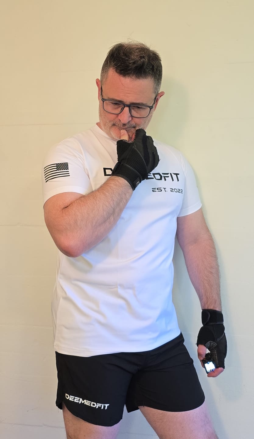 Customer photo review of Men’s Gym Tee “Compellence” -Olive