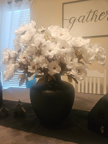 Customer photo review of Faux Moutan Peony - White (8 Stems / 46 Peonies)