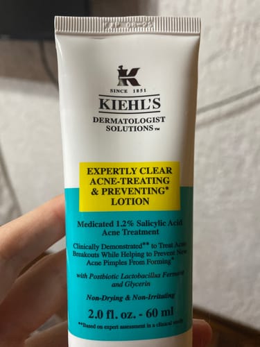 Customer photo review of Expertly Clear Moisturizer for Acne Prone Skin with Salicylic Acid