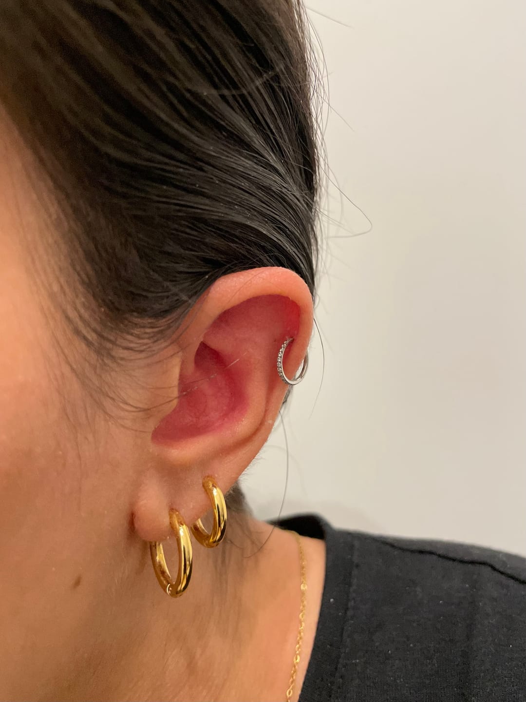 Customer photo review of Crystal Clicker Piercing - Titan
