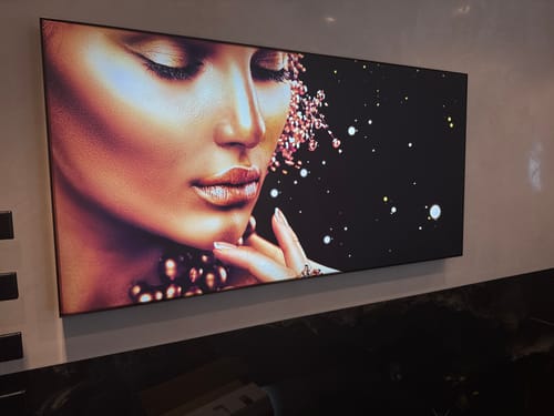 Customer photo review of Canvalight® Leuchtbild | Golden Girl | Querformat