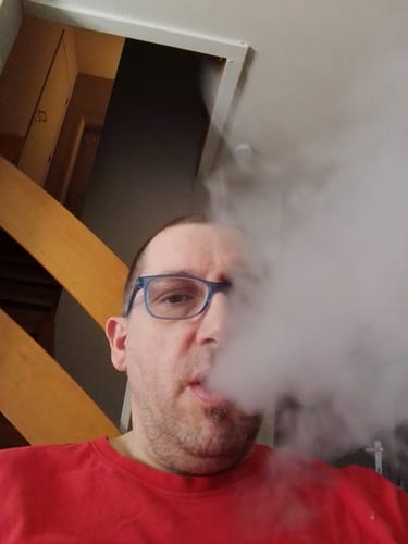 Customer photo review of JNR - MediaMax - 40K - Puff / Vape Jetable - 2% nicotine - Smart connect
