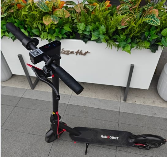 Customer photo review of NANROBOT H1