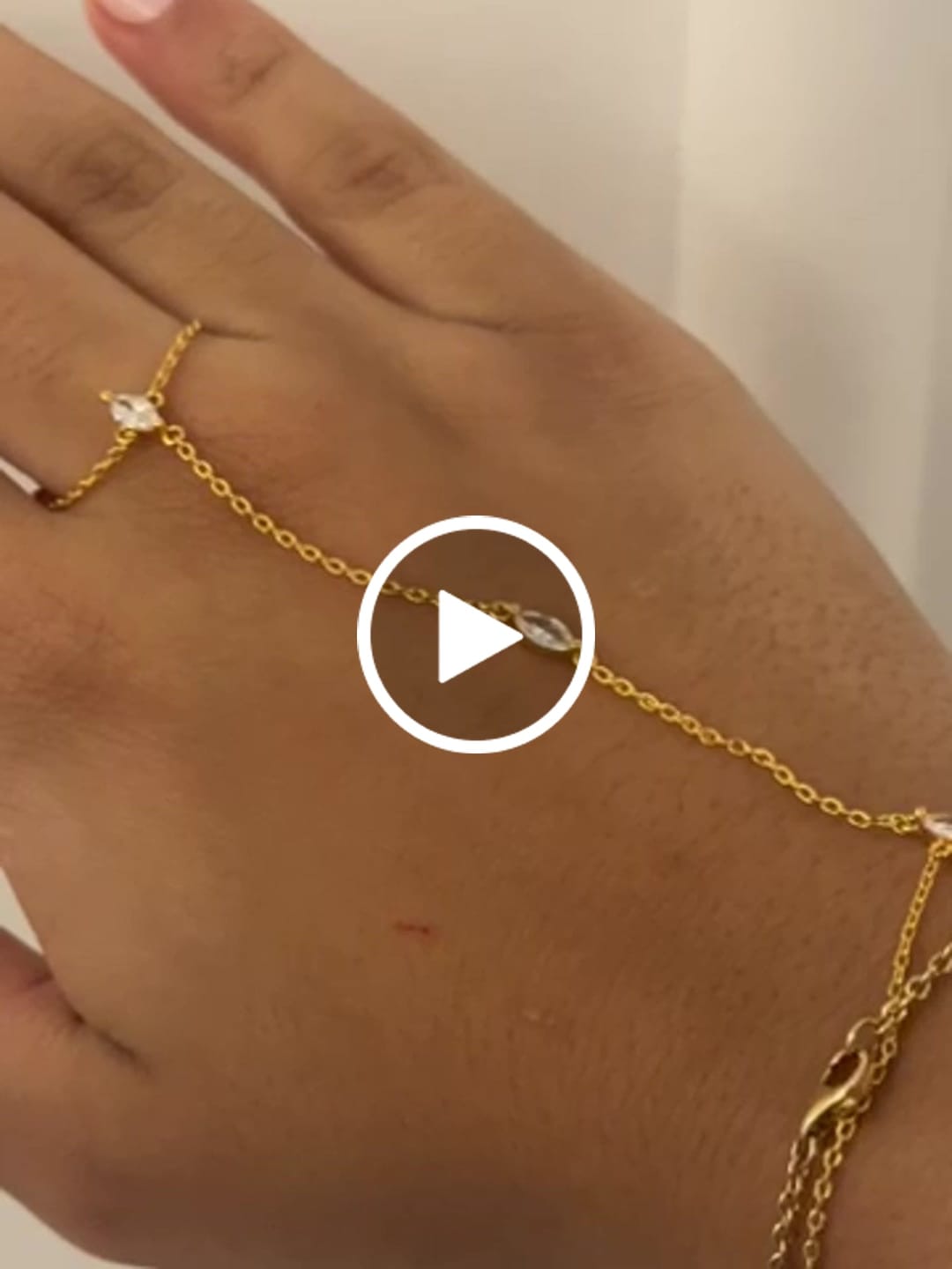 Customer video review of Amber Hand Chain
