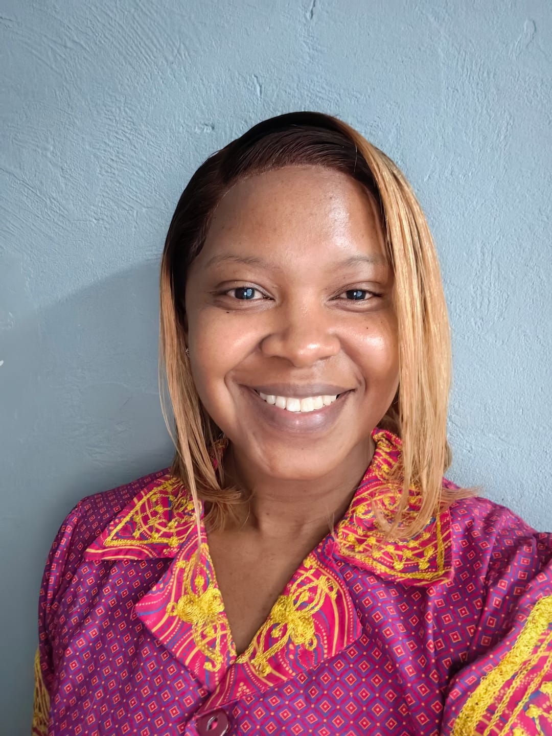 Customer photo review of KELLY - Brazilian 13x4 Straight - T2/30 - 10"