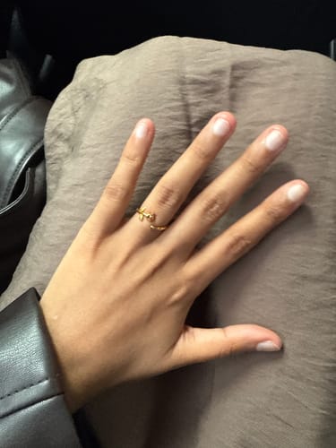 Customer photo review of INFINITY 18k Gold Adjustable Rose Ring