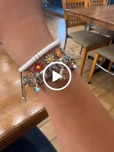 Customer video review of IBC Charm Trebol