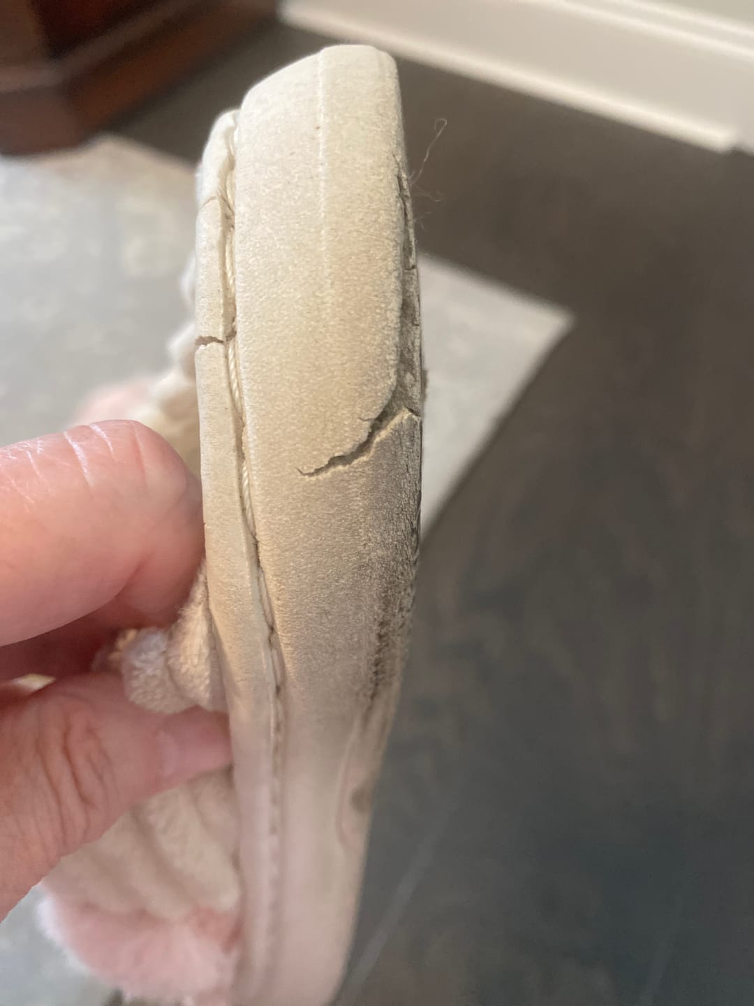 Customer photo review of Nordic Fluffy Slippers