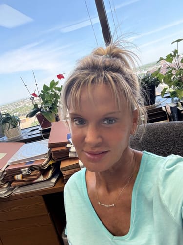 Customer photo review of Self Tanning 150 Capsules - ALMOST SOLD OUT