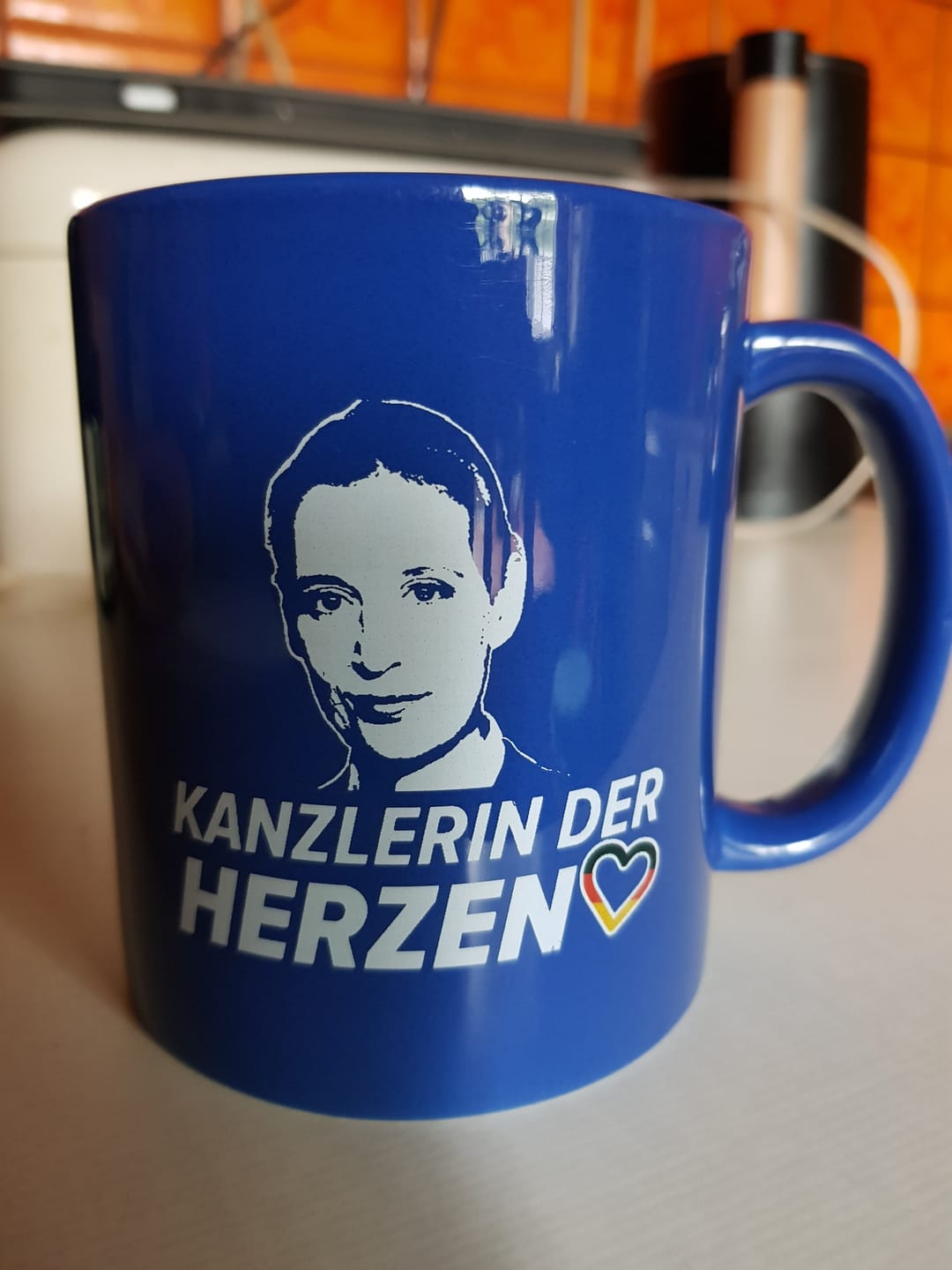 Customer photo review of Kanzlerin der Herzen  - Tasse