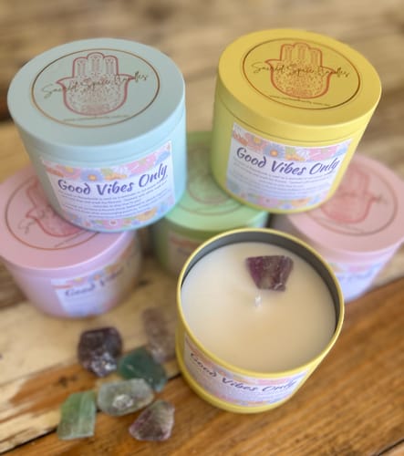 Rachael review of Cosmo Candle Tins (230ml) image 1 out of 1