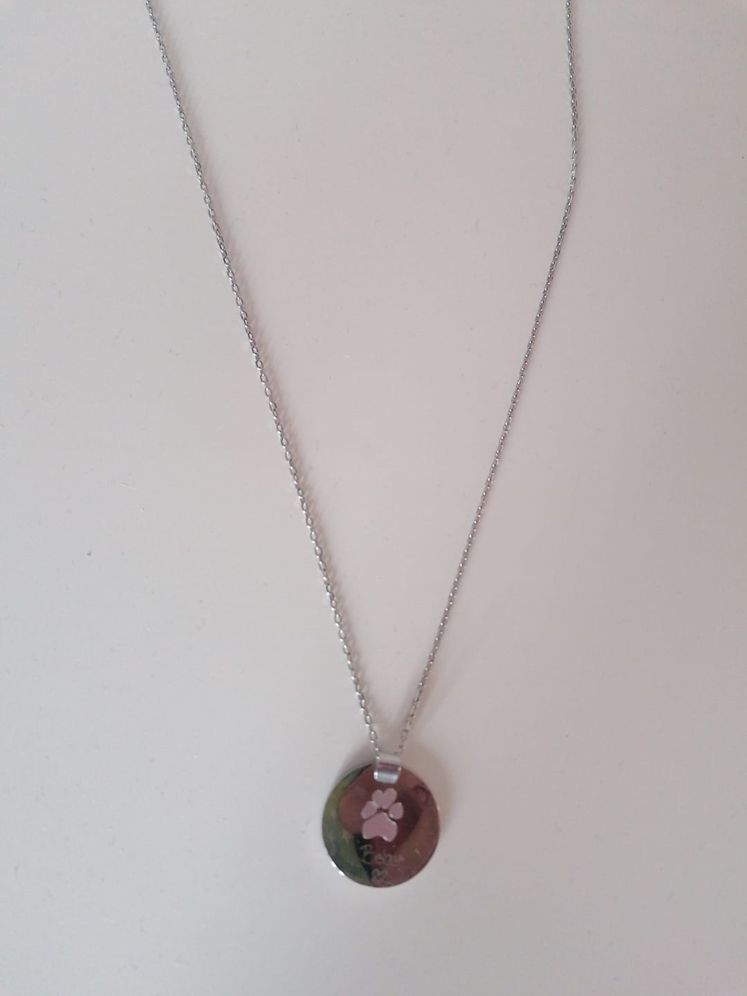 Customer photo review of Halskette mit Pfotenabdruck und Gravur
