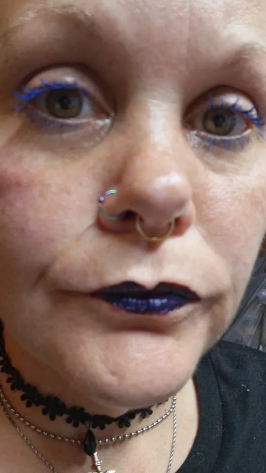 Customer photo review of Silk 5D Mascara Volumizing Lengthening Waterproof — Obsidian Black | KIMLUD