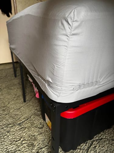 Customer photo review of NuvoDreams™ Sheet Grip Straps