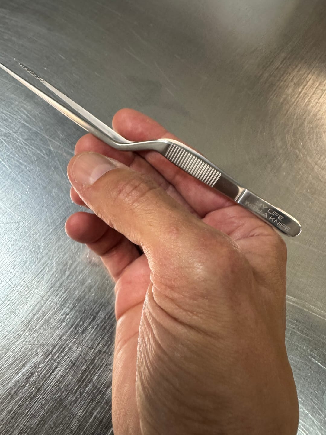 Customer photo review of 17cm/6.9" Offset SuperFine Tweezers