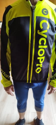 Avis photo d'un client sur MAILLOT LONG DE CYCLISME JAUNE FLUO - AUTOMNE - FLASH+ - DESTOCKAGE
