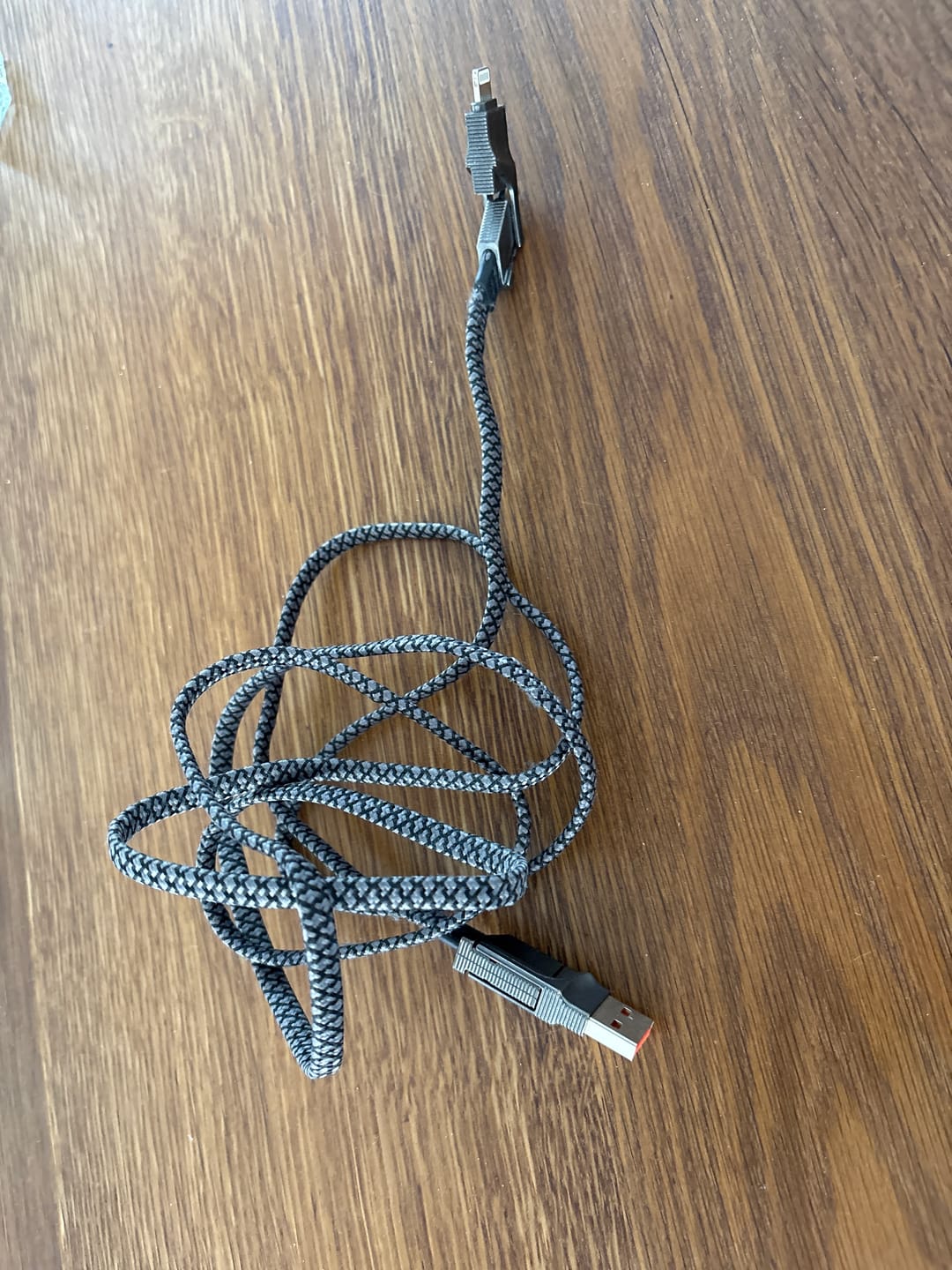 Customer photo review of 2 x Titan Smart Cable™ (Buy 1 Get 1 FREE)
