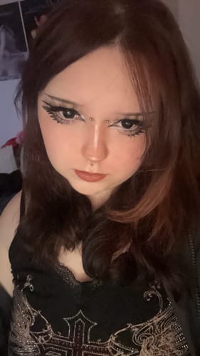 Customer photo review of Eyemoody Pure Black | 6 Months, 2 pcs