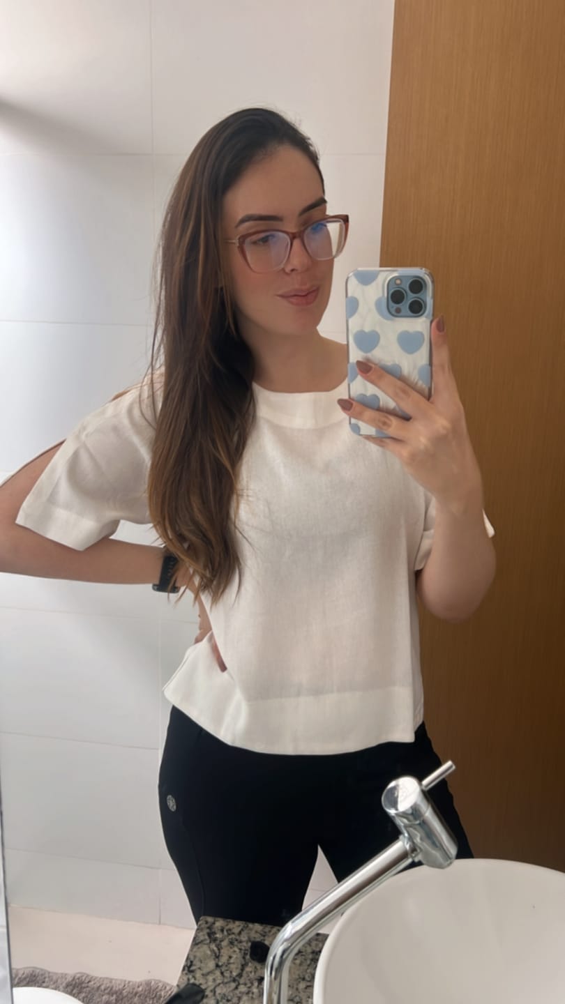Customer photo review of Blusa Tulipa Off White