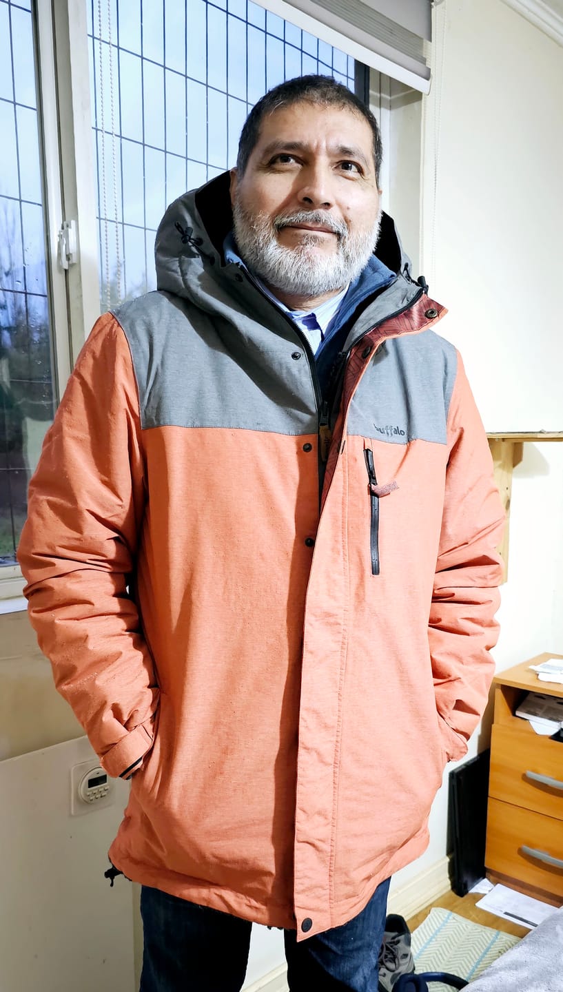 Customer photo review of Parka Impermeable Reversible Camaleon 2 Hombre