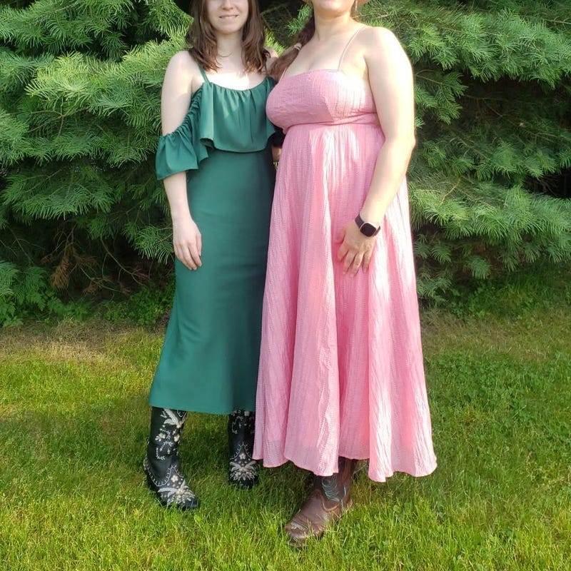 Customer photo review of Hunter Green Silky Stretch Satin