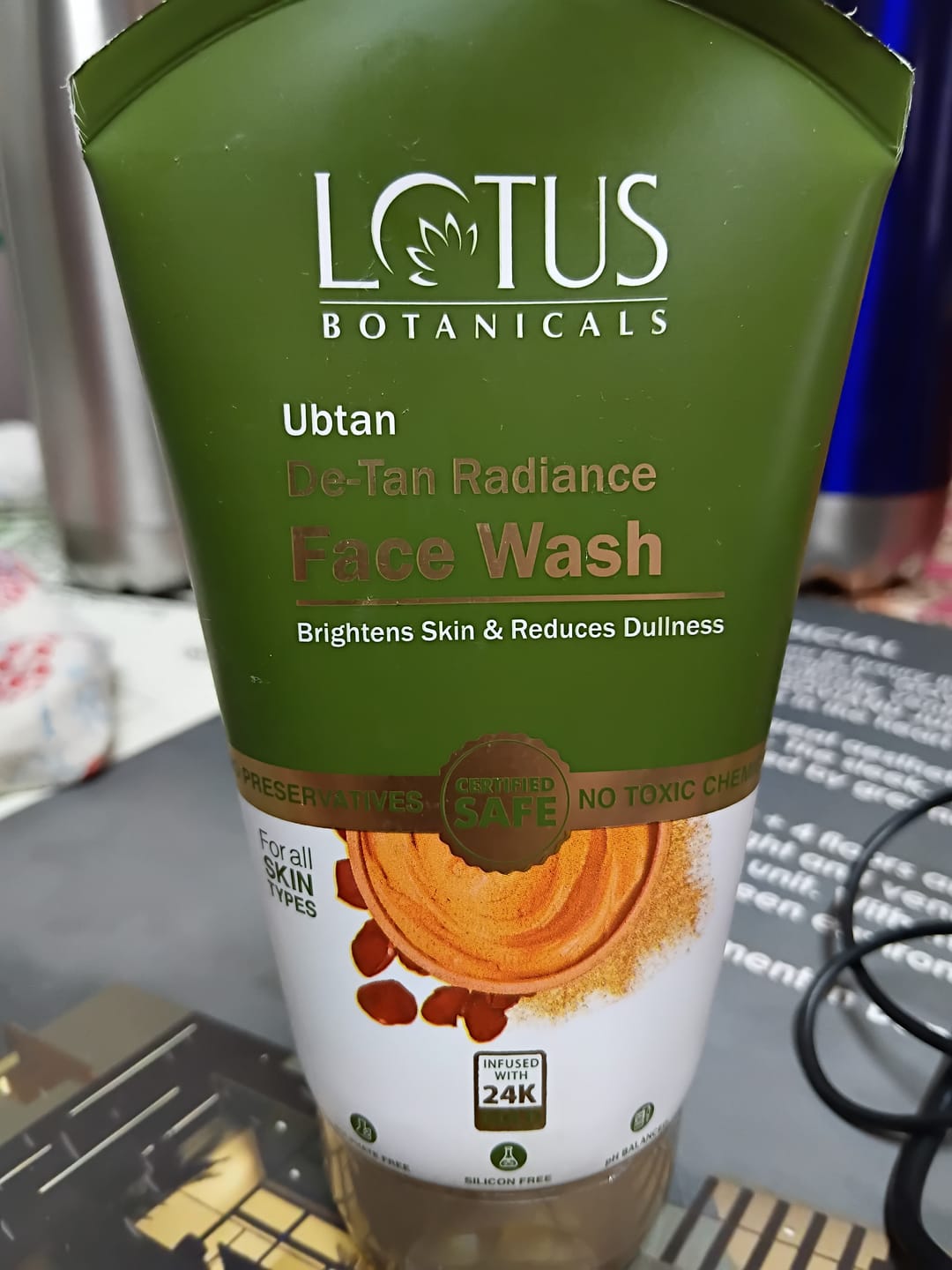 Customer photo review of Ubtan De-Tan Radiance Face Wash
