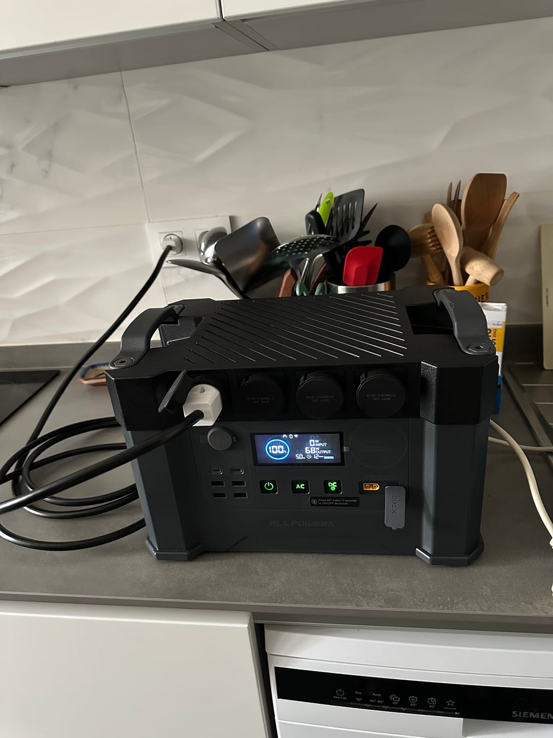 Customer photo review of ALLPOWERS Estación de Energía Portátil S2000 Pro 2400W 1451Wh