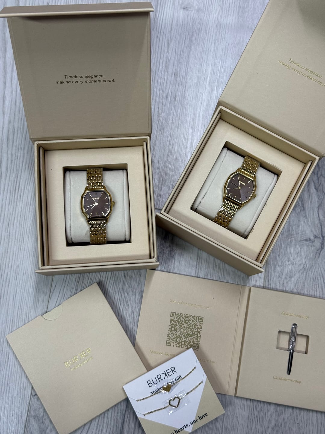 Customer photo review of Julia Gold Brown