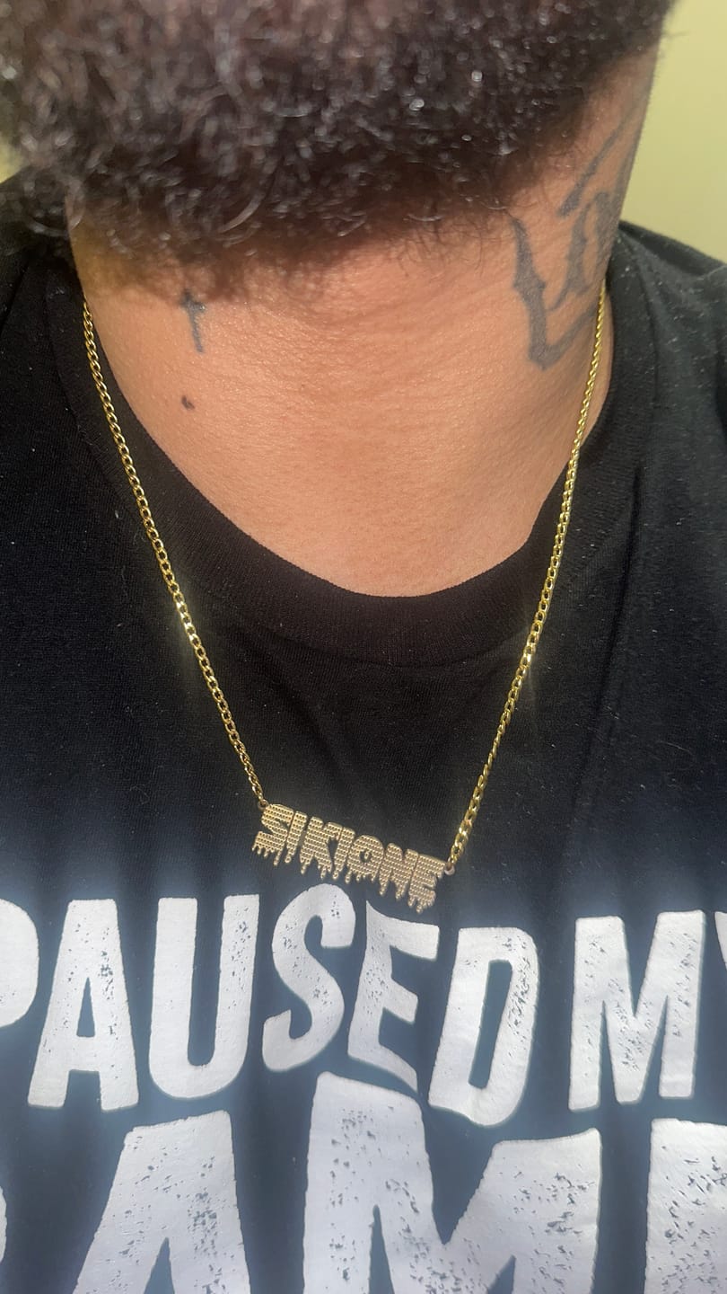 Customer photo review of Drippy Name Necklace w/ Cuban Chain