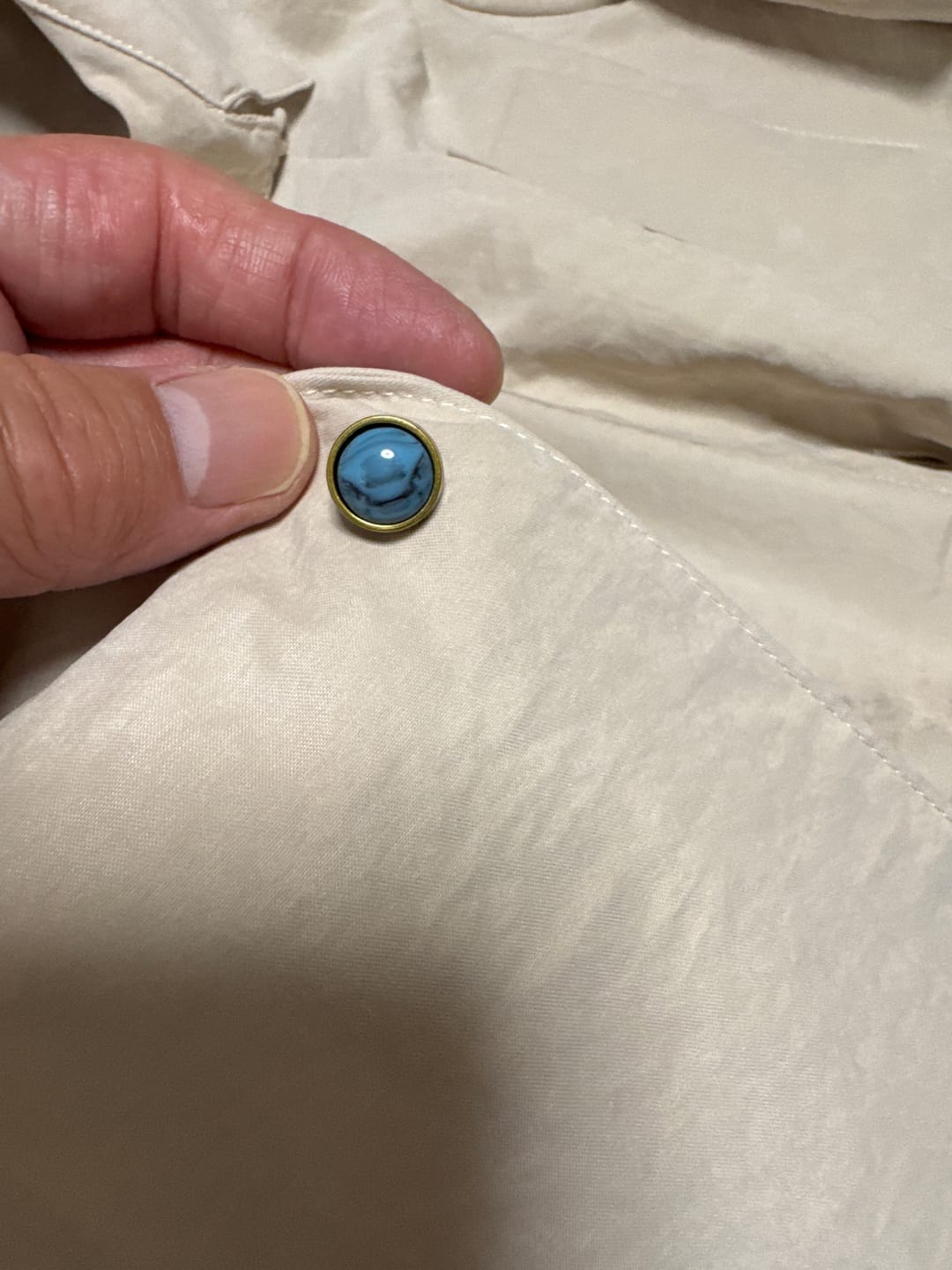 Customer photo review of ターコイズ風ボタン付き ピーチスキンシャツ　新色追加！