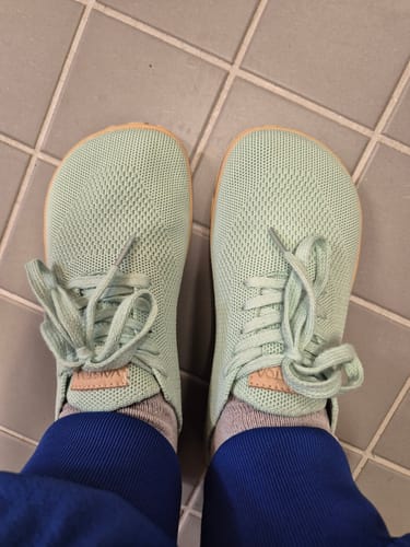 Customer photo review of Vaistoa Iloa -paljasjalkatennarit