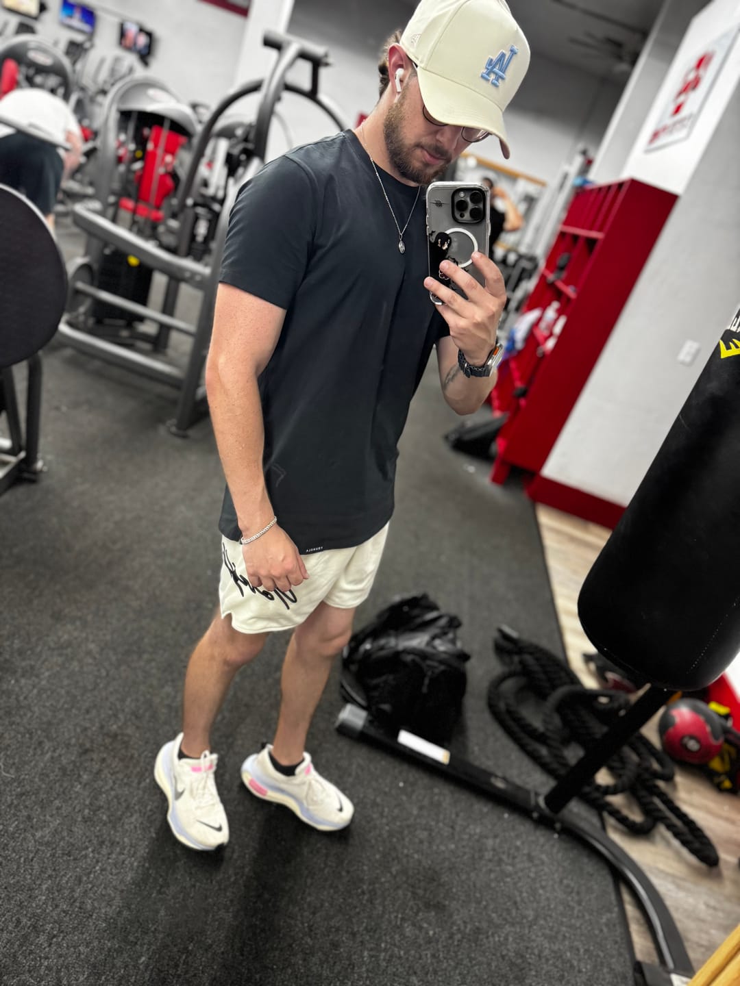 Customer photo review of 4023 - Perfect Tee Straight Bottom 2.0