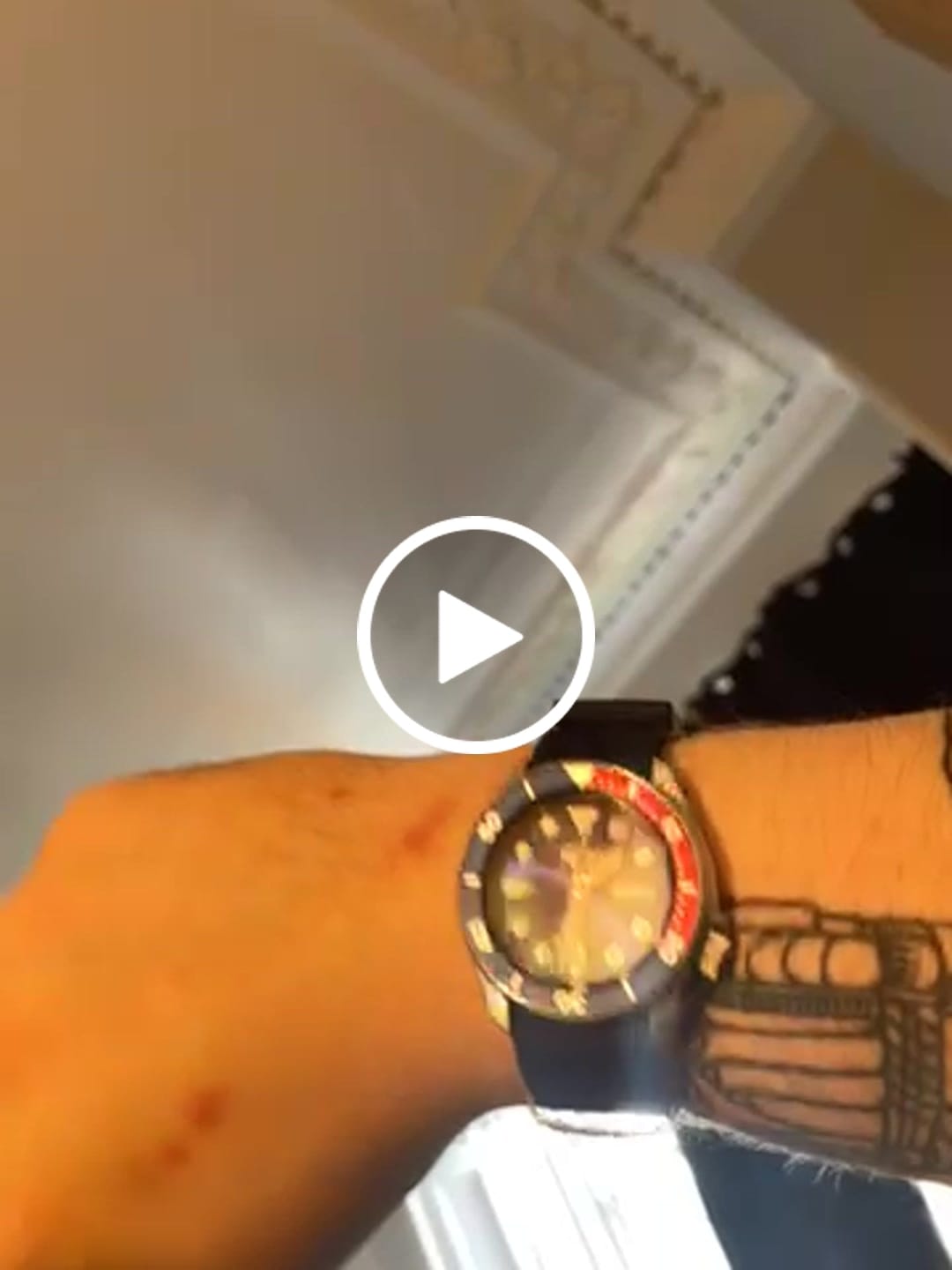 Customer video review of Classic Military Style Strap - Deep Blue