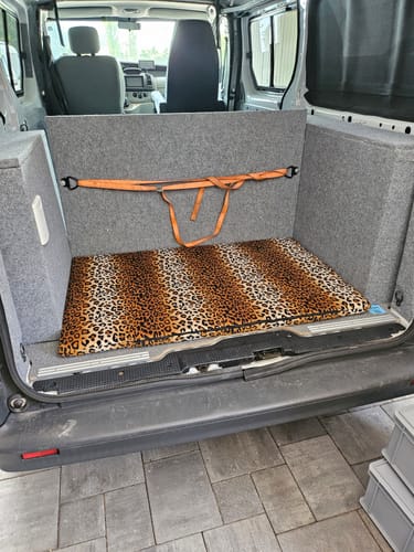 Customer photo review of Carpet Filz selbstklebend für Camper