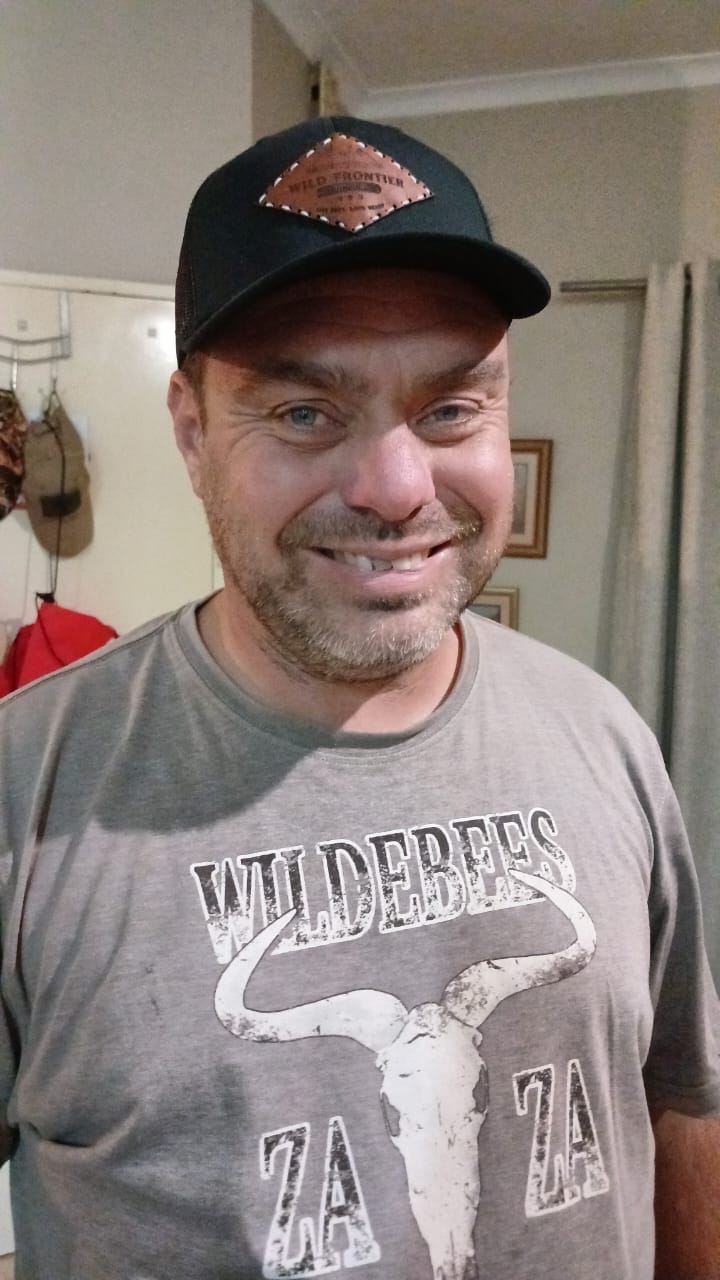 Customer photo review of Compound Bow in Diamond Patch with black adjustable trucker and white thread