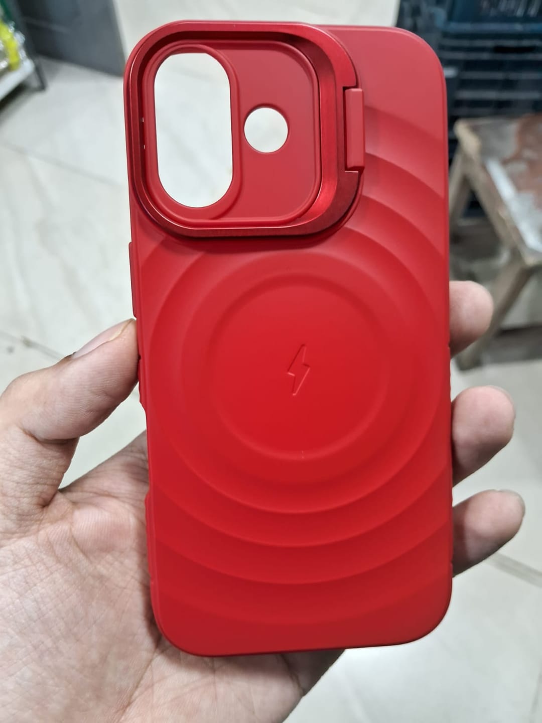 Customer photo review of LuxuryKase Shockproof Case with Ripple Pattern | Rugged Protective Cover & Wireless Charging Case for iPhone & Samsung Series