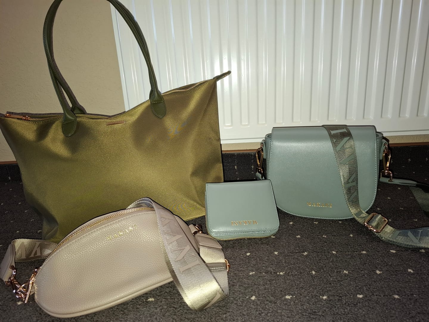 Customer photo review of NOA - TAUPE