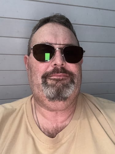 Customer photo review of Zenottic Sun Glasses Jeff