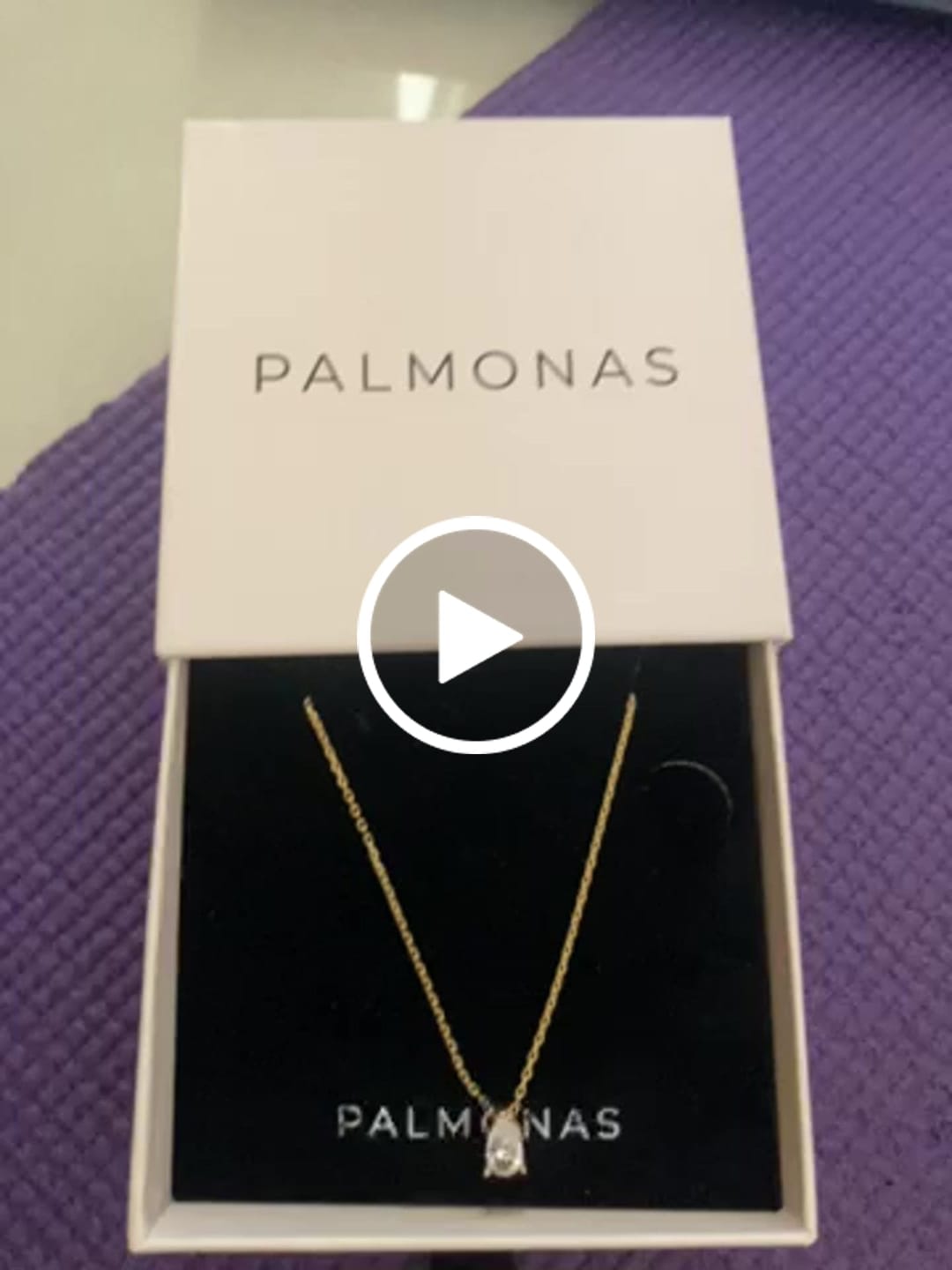 Customer video review of Dewdrop solitaire necklace