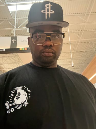 Customer photo review of BAG TEE