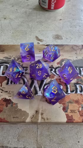 Customer photo review of Mystic Divination Sharp-Edged Resin Dice Set
