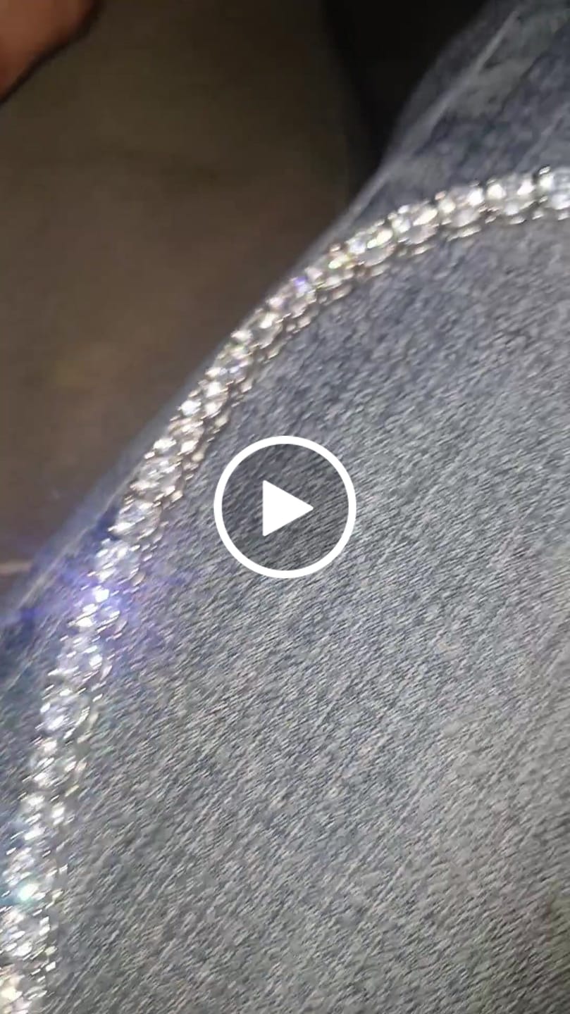 Customer video review of Single Row Custom Image Circle Pendant