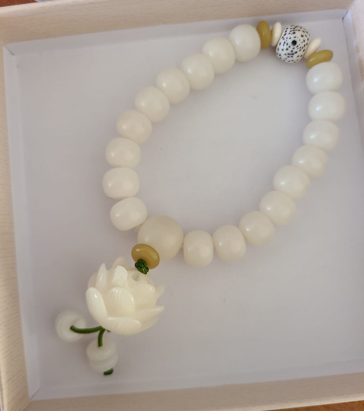 Customer photo review of Buddha Stones Lotus Natural White Bodhi Seed Luck Bracelet