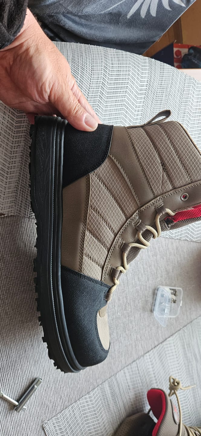 Customer photo review of Kylebooker Screw-in Studs for Wading Boots,26pcs Wading Boot Studs for Felt Or Rubber Sole