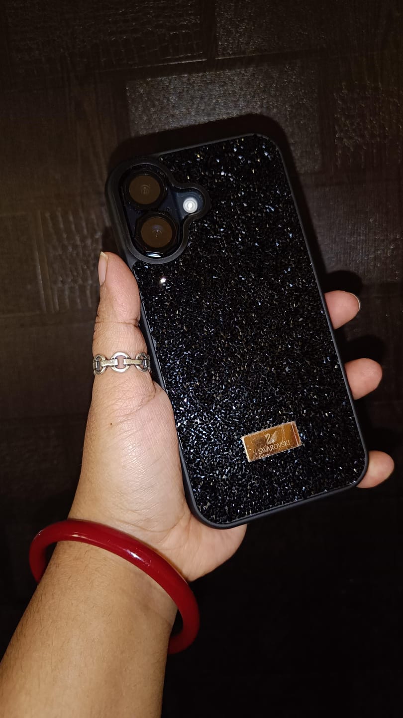 Customer photo review of Premium Luxury Branded Rhinestone Diamond Glitter iPhone Samsung Silicone Case
