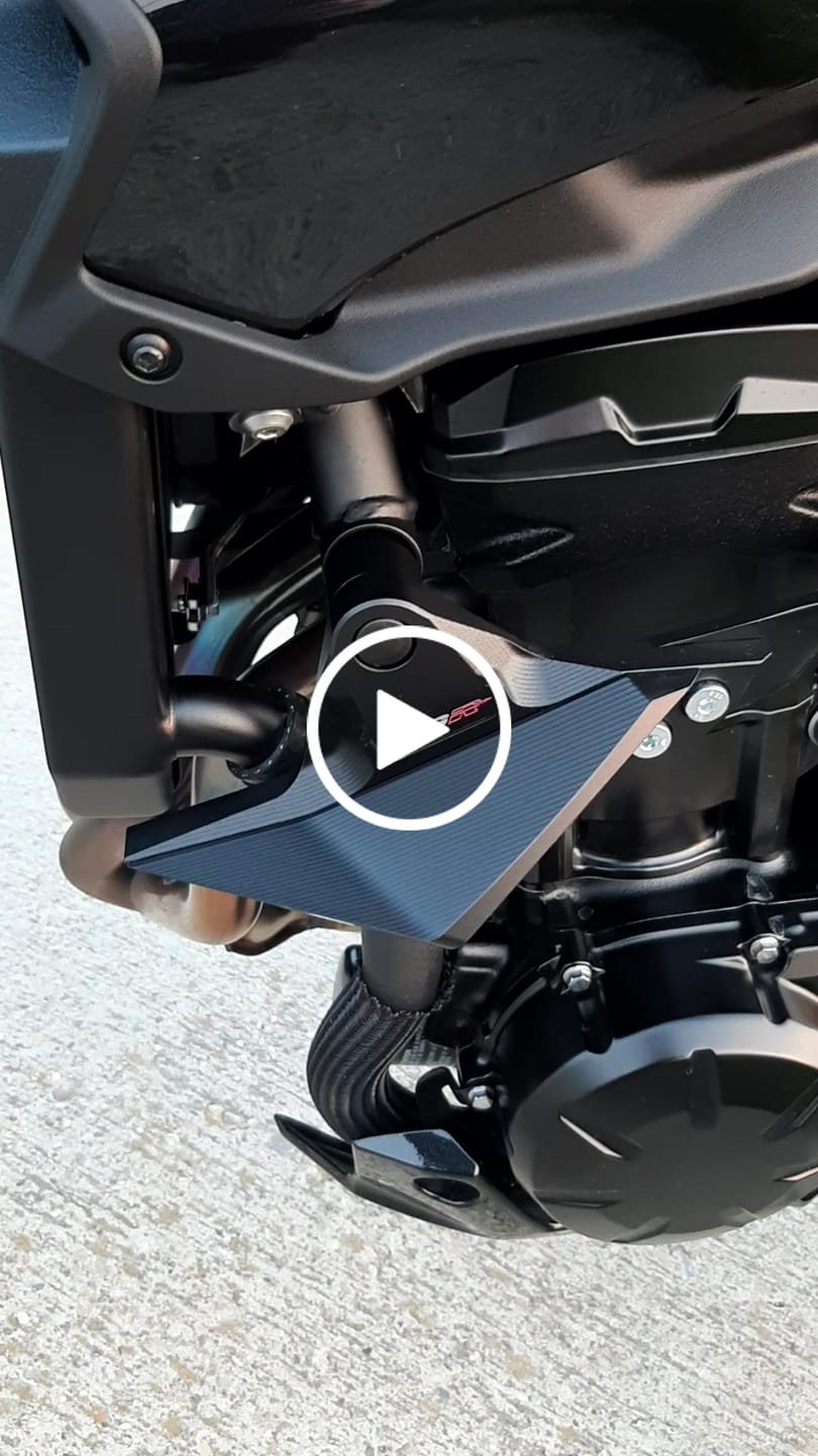 Customer video review of Kawasaki Z900 Sturzpads – Top Block Racing – Paar – SE / Performance / A2 - Modelle (2025)